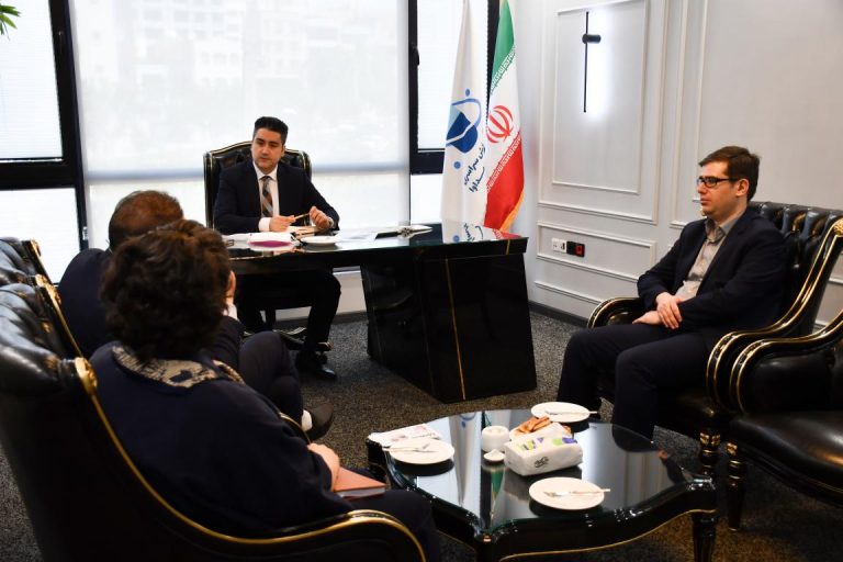 دیدار مدیرعامل نوش‌دارو مداوا با مدیرعامل پارسیان گیتی ایرانیان؛ گامی نو در همکاری‌های تجهیزات پزشکی
