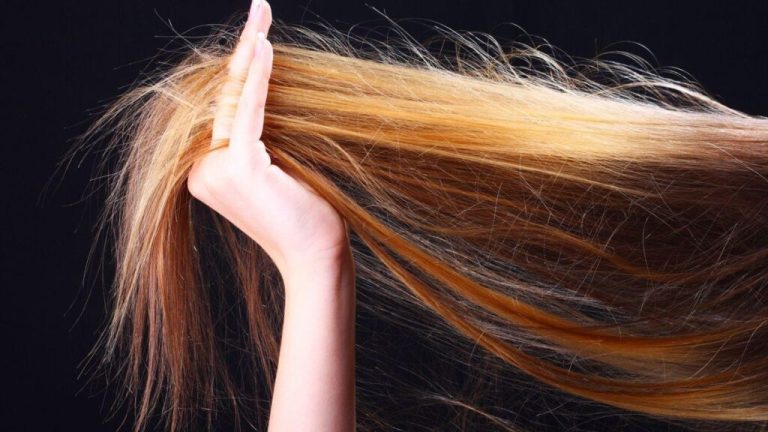 بهترین مکمل برای ریزش مو در فصل بهار کدام است؟